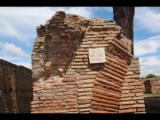 02687 ostia - regio v - via del sole - schild.jpg